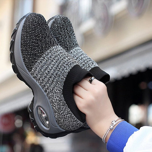 Bequeme Damen-Walkingschuhe, grau-schwarz, rutschfest, atmungsaktiv, Freizeitmode.
