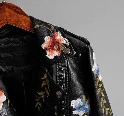 Damen Kunstlederjacke | Vegan | Kurz | Frontreißverschluss | Bestickt-Luzern Mode