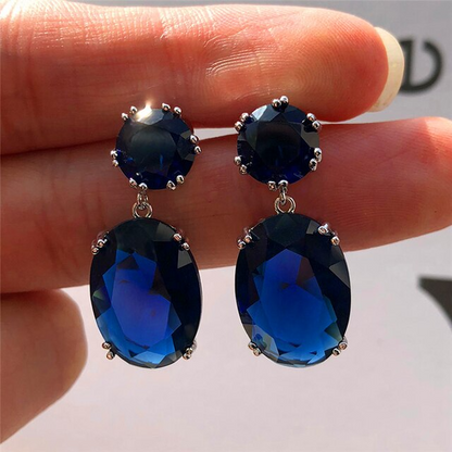 Blaue ovale Zirkonia Ohrringe, elegantes Design, Damen Schmuck, stilvolle Accessoires.