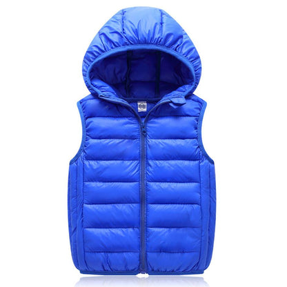 Blaue Daunenweste mit Kapuze, ärmellos, Reißverschluss, Wintermode, Herrenbekleidung.