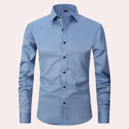 Blaues Herrenhemd, langärmelig, Stretch, Knopfleiste, elegantes Design, Businessmode.
