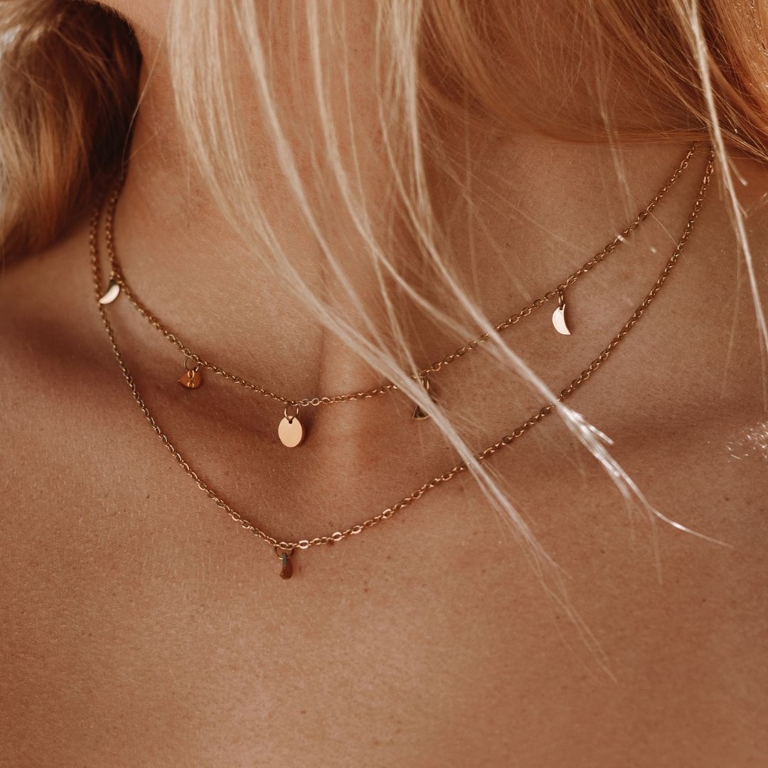 Boho Halskette, mehrlagig, gold, Anhänger, Damenmode, Schmuck, trendig, elegant