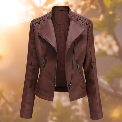 Braune Lederjacke für Damen, Reißverschlüsse, modisch, Herbstmode, stilvoll, elegant.