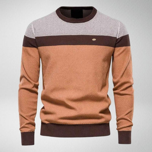 Herrenpullover, braun-beige, Rundhals, Strick, modisch, Herbstmode, bequem, stilvoll.