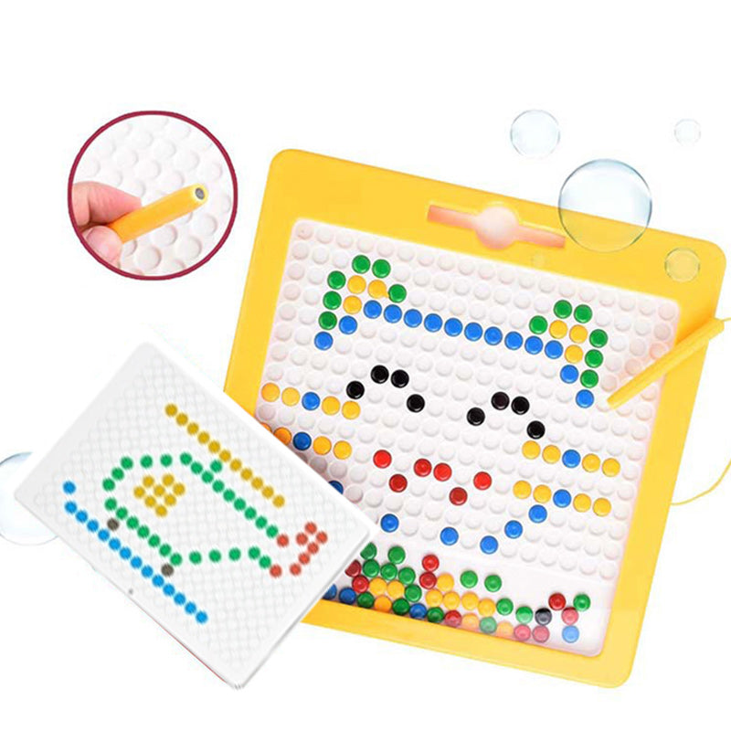 Bunte Steckmosaik-Spielzeugtafel für Kinder, gelb, mit Stift und Tiermotiv.
