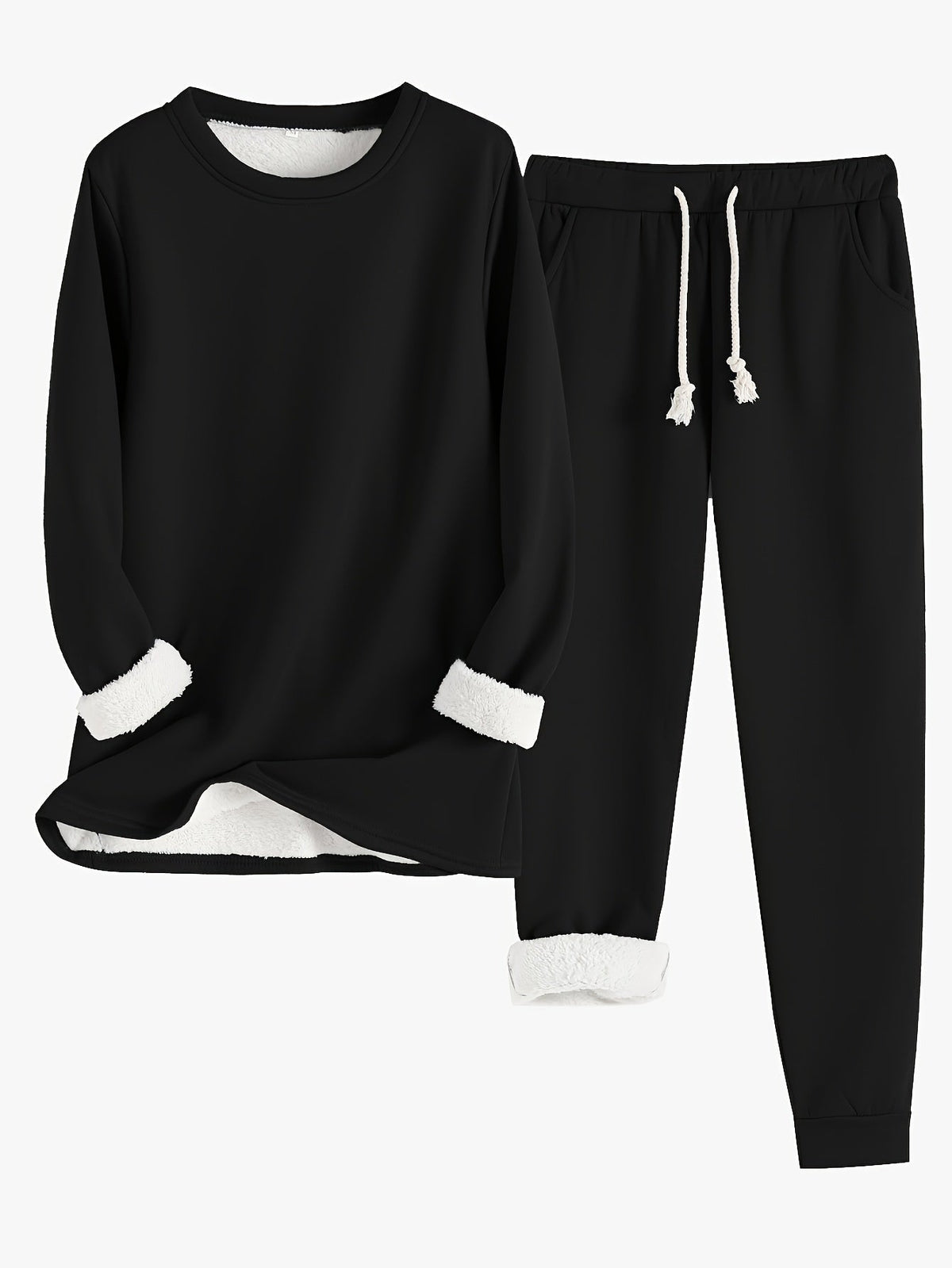 Zweiteiliges Set in Schwarz: Pullover und Jogginghose mit hellem Fleece-Futter, sichtbar an Ärmelbündchen und Hosenbeinen 4