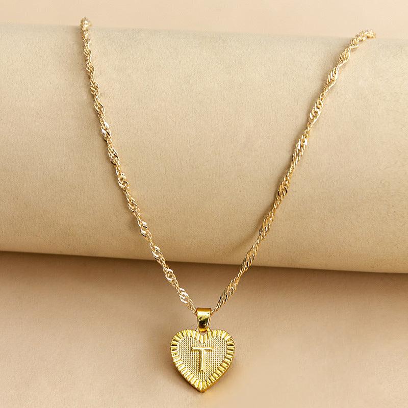 Goldene Herz-Halskette mit Kreuzanhänger, elegantes Schmuckstück, Damenmode, Geschenkidee.