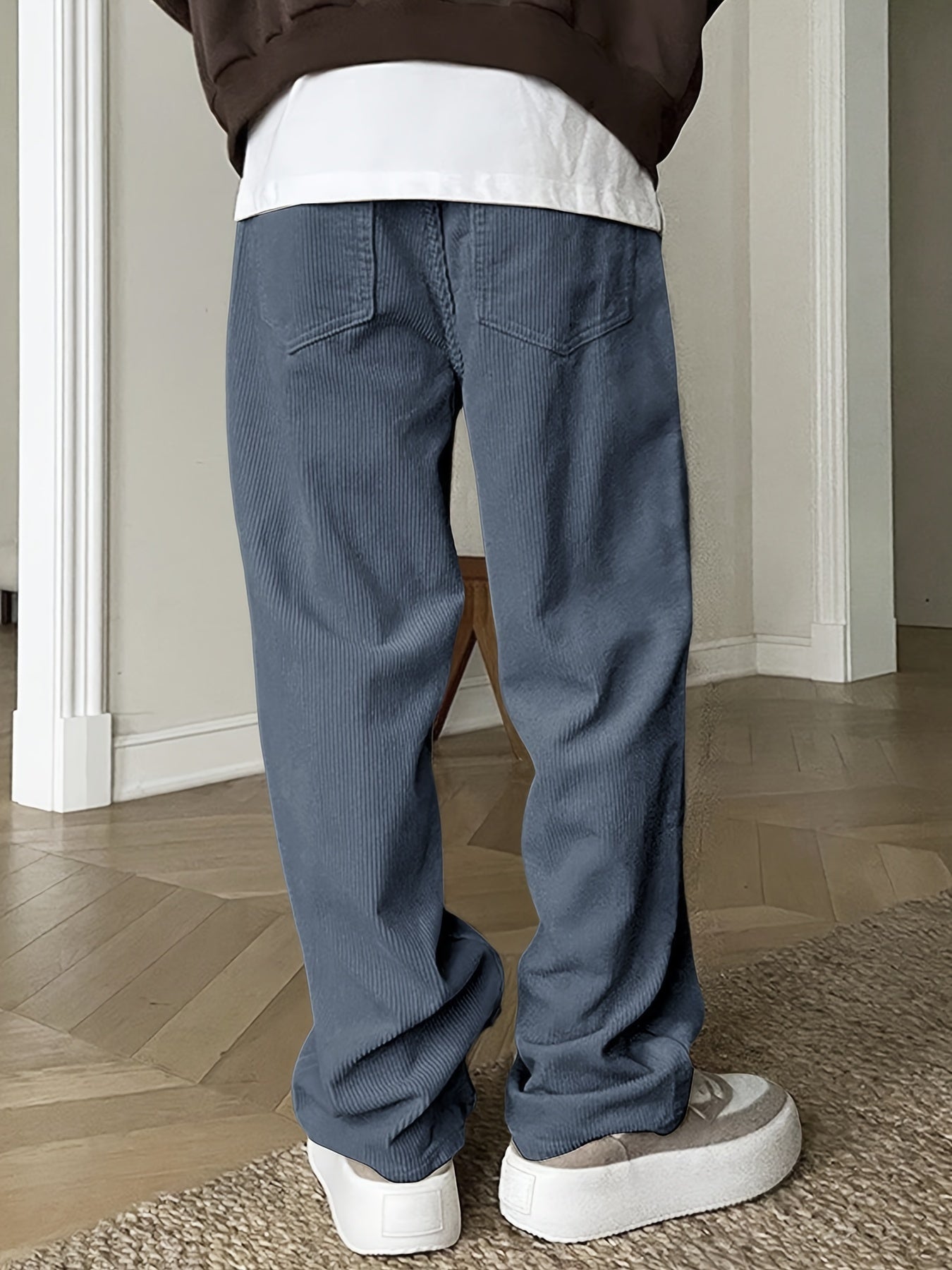 Graue Cordhose aus Polyester mit Kordelzug, lässiger Stil, Herrenmode.