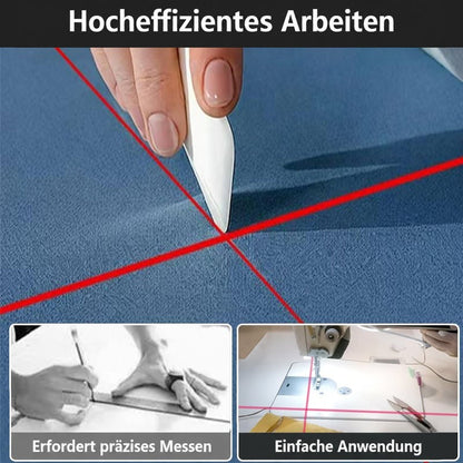 Rotes Laserkreuz auf blauem Stoff, eine Hand mit Falzbein, darunter Messen mit Lineal und Nähmaschine 6