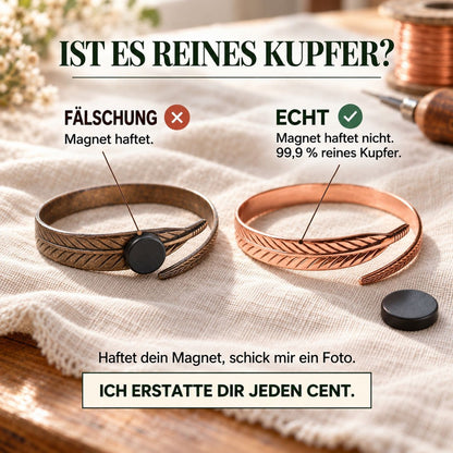 Infografik zum Magnettest: zwei Kupferarmbänder mit Federmuster im Vergleich, links mit haftendem, rechts mit nicht haftendem 3