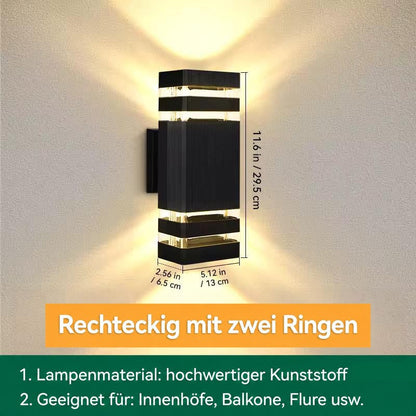 Eckige Wandleuchte mit zwei Ringen oben und unten, mit eingeblendeten Maßen zu Höhe, Breite und Tiefe 17
