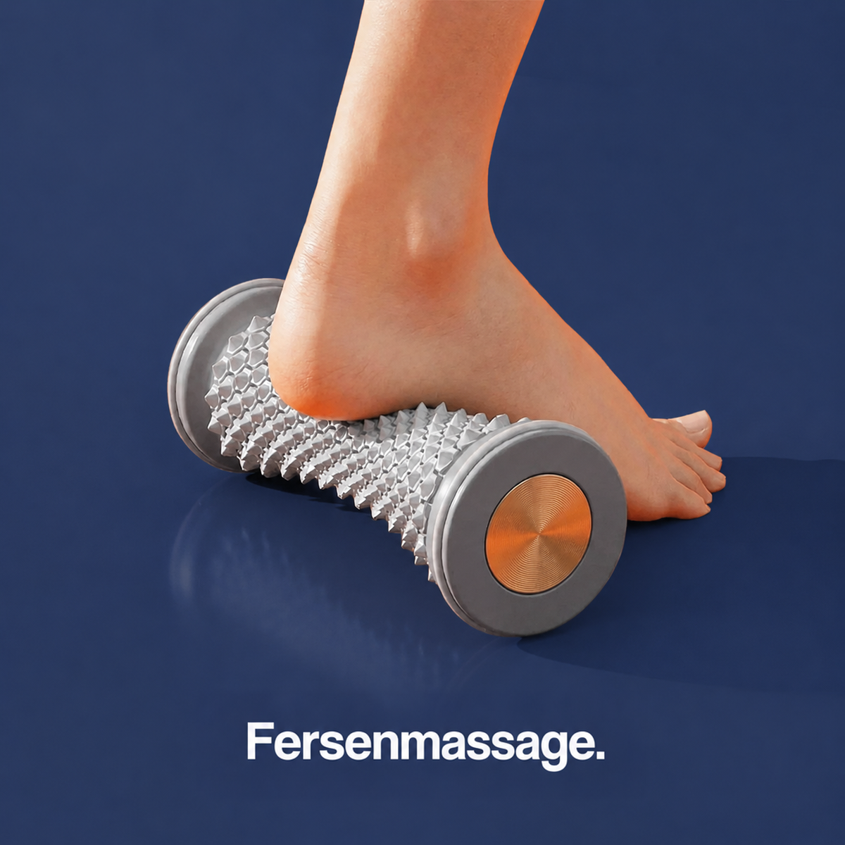 Die Ferse steht auf dem grauen Noppenroller, während der Vorfuß am Boden bleibt 5