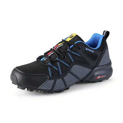 Schwarzer Herren-Laufschuh mit blauen Akzenten, atmungsaktiv, rutschfeste Sohle, sportlich.