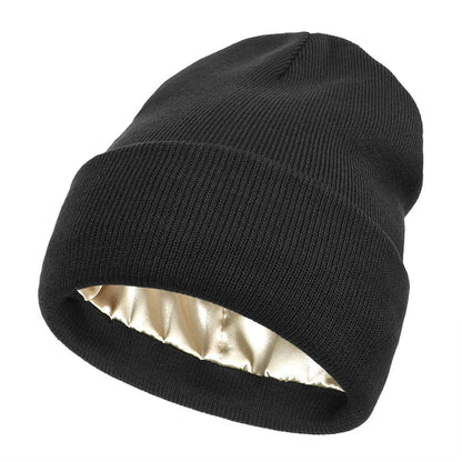 Schwarze Strickmütze mit Umschlag, im Inneren mit goldbeigem Satinfutter ausgekleidet 6