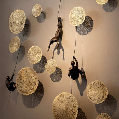 Bergsteiger-Wandskulptur – PeakFigures