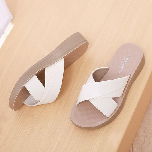 Wedge Slipper Damen | Sommer Look | Keilabsatz 3,5 cm | Offen | Bequem-Luzern Mode