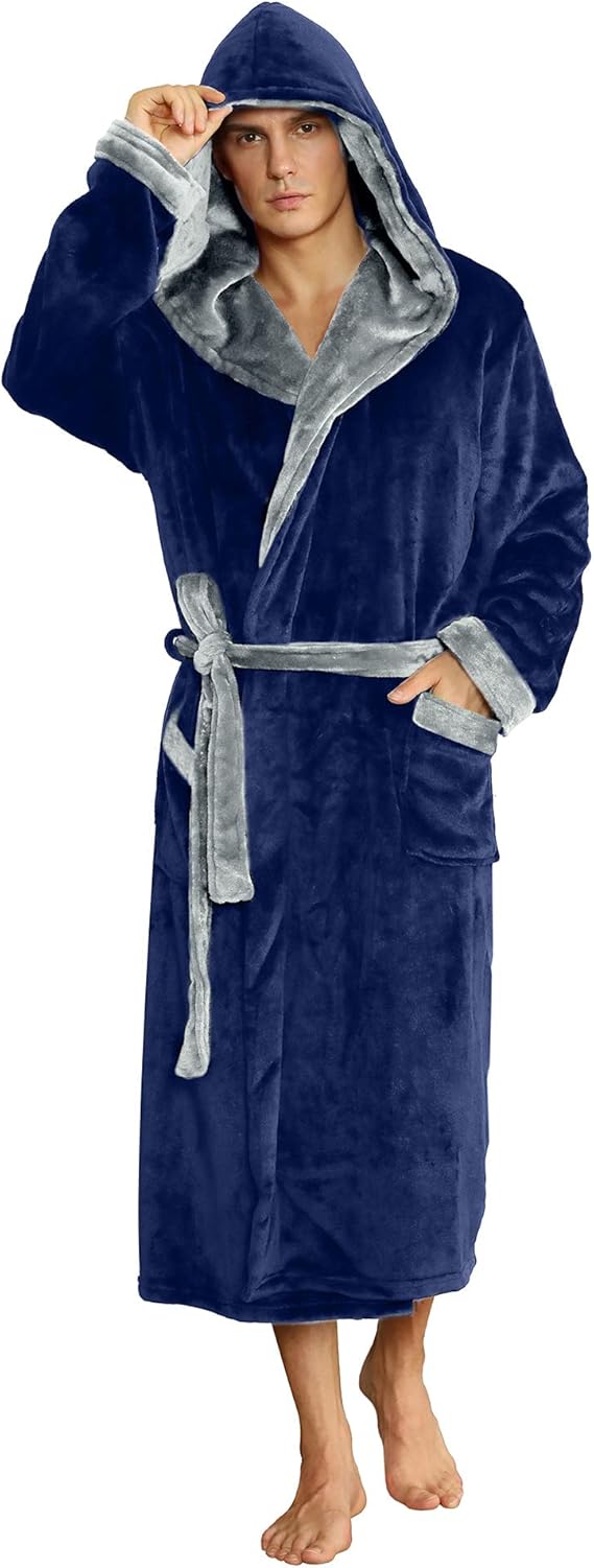 Dunkelblauer Herren-Bademantel mit Kapuze, Fleece, grau gefüttert, gemütlich, warm.