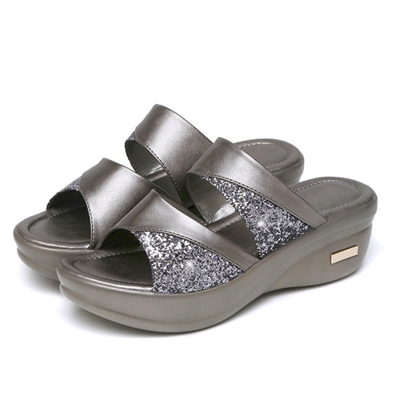 Damen Sandalen, silber, Glitzer, Keilabsatz, bequem, modisch, Sommer, rutschfest.