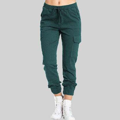 Grüne Damen-Cargohose aus Baumwolle mit Taschen, lässig, bequem, modisch.
