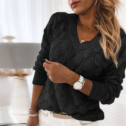 Damenpullover Herbst schwarz Strick V-Ausschnitt elegant Mode Frauenbekleidung.