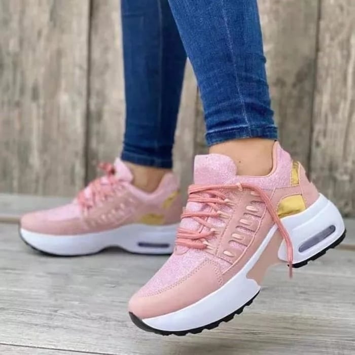 Damen Sneaker rosa, atmungsaktiv, sportlich, bequem, modisch, Freizeitschuhe, Jeans-Hintergrund