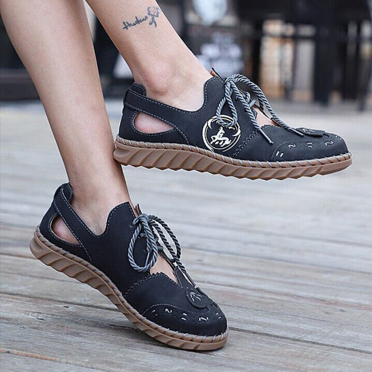 Schwarze Damen-Sneaker mit brauner Sohle, Schnürung, lässig, bequem, modisch, Outdoor.