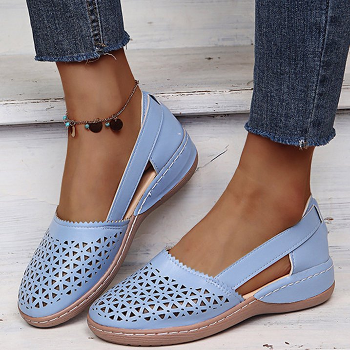 Damen Loafers, hellblau, Leder, perforiert, bequem, modisch, Freizeit, Sommer, Jeans.