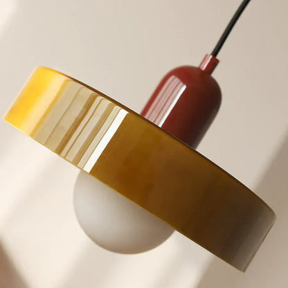 Moderne Hängelampe, gelb-braun, Keramik, minimalistisches Design, Wohnzimmerbeleuchtung.