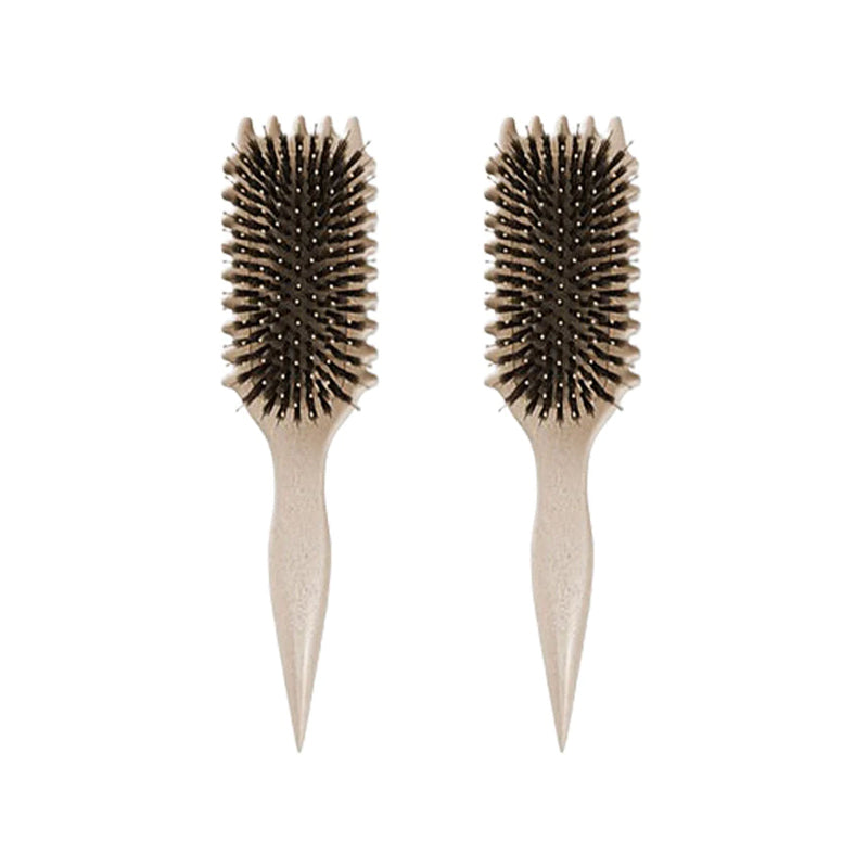 Zwei beige Haarbürsten mit Naturborsten, ergonomischer Griff, ideal für Styling und Pflege.
