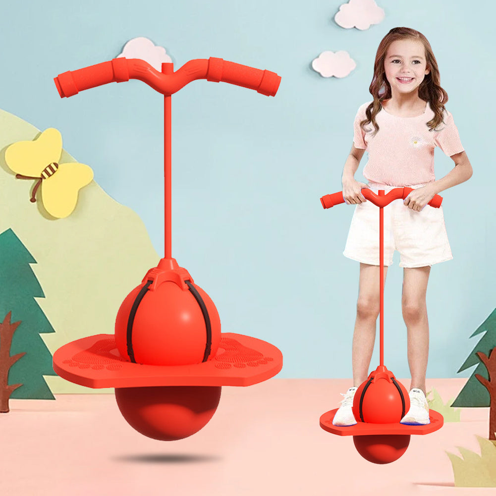 Mädchen auf rotem Hüpfball-Spielzeug, Kinder-Pogo-Ball, Outdoor-Spielzeug, Balance-Training.