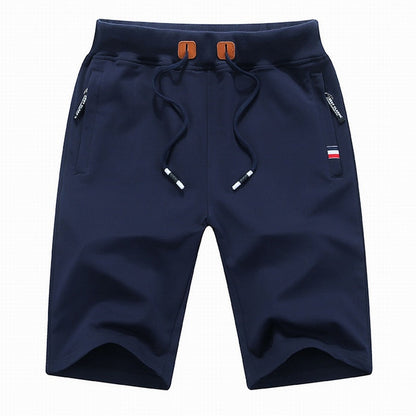 Dunkelblaue Herren-Shorts mit Kordelzug, Reißverschlusstaschen, sportlich, bequem.