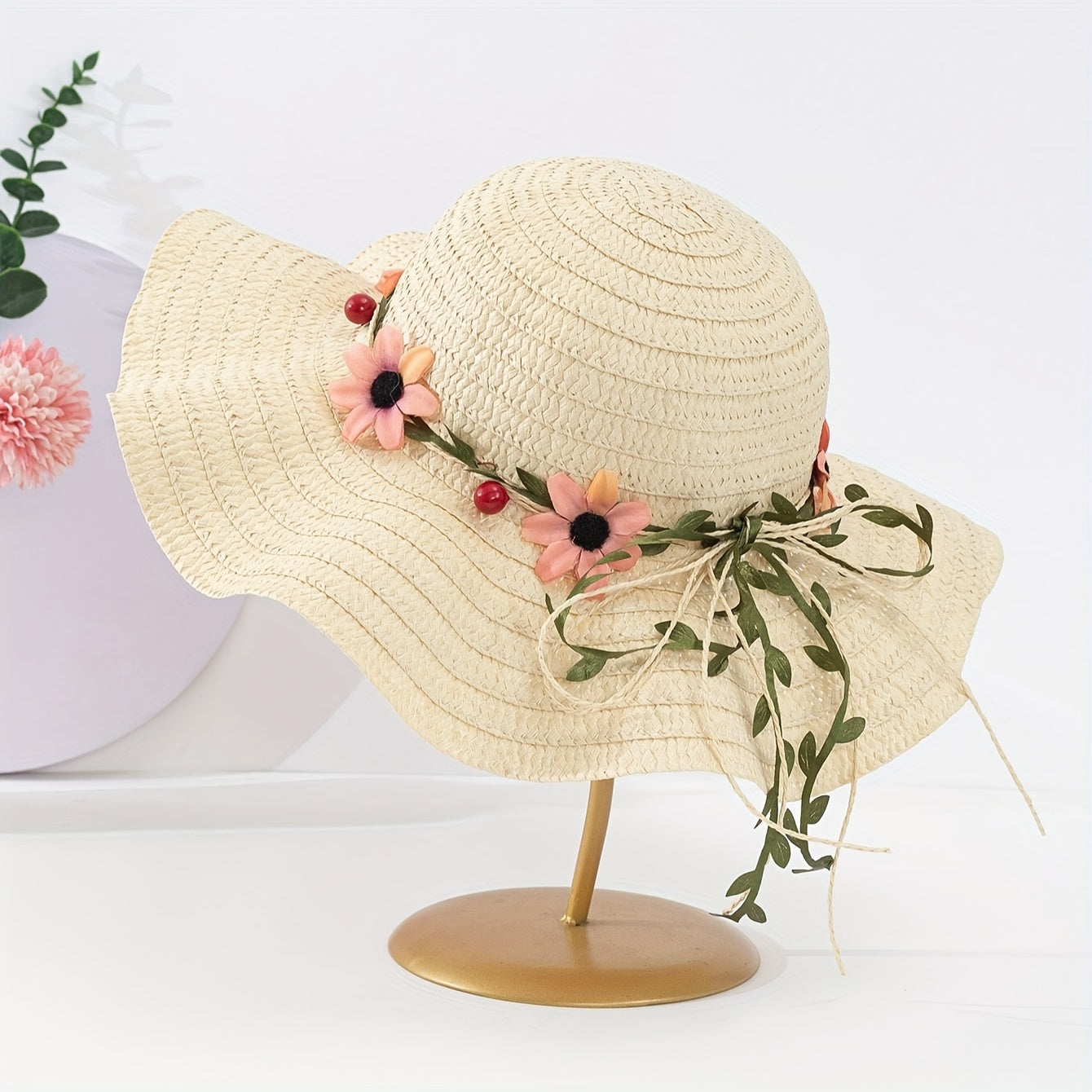 Damen-Sommerstrohhut mit Blumen- und Fruchtverzierung – Solène