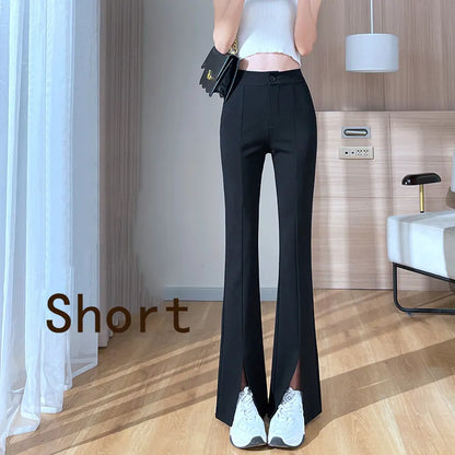 Damenhose schwarz mit Schlitz, elegant, hohe Taille, Bürolook, modisch, bequem, modern.