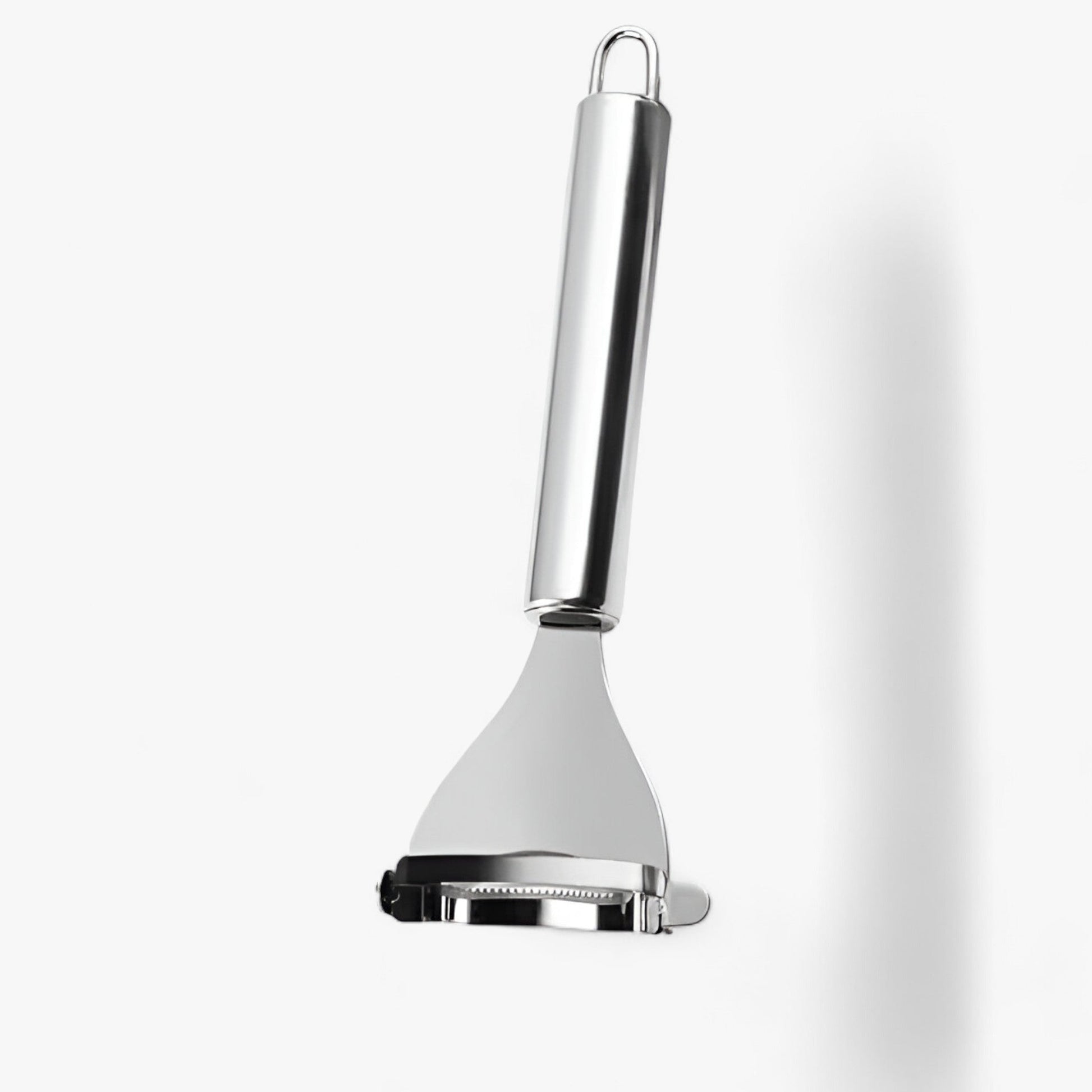 Edelstahl-Käseschneider mit ergonomischem Griff, ideal für präzises Schneiden von Käse.