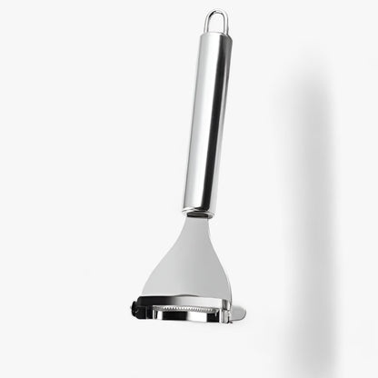 Edelstahl-Käseschneider mit ergonomischem Griff, ideal für präzises Schneiden von Käse.