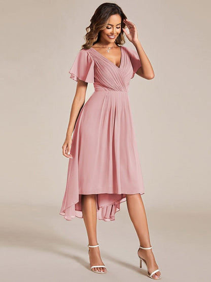 Chiffon hoch und tiefes Kleid für Hochzeitsgäste mit V-Ausschnitt und kurzen Ärmeln 128