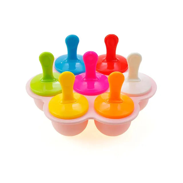 Bunte Eisformen aus Kunststoff, 7-teilig, mit Griffen, für selbstgemachtes Eis am Stiel.