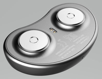 Elektrischer Gesichtsmassager, silber, tragbar, Anti-Aging, Hautpflegegerät, ergonomisches Design.