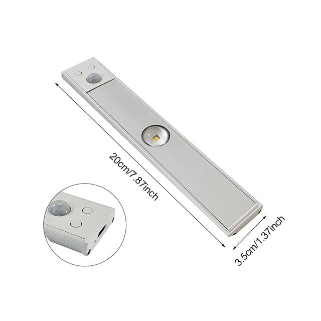Evolite LED Nachtlicht mit Bewegungssensor, weiß, 20cm, batteriebetrieben, energiesparend.