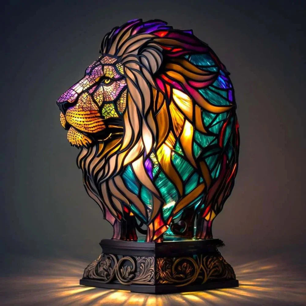 Buntes Löwen-Tiffany-Lampe, Glas, dekorativ, farbenfroh, Tiermotiv, Wohnzimmerbeleuchtung.