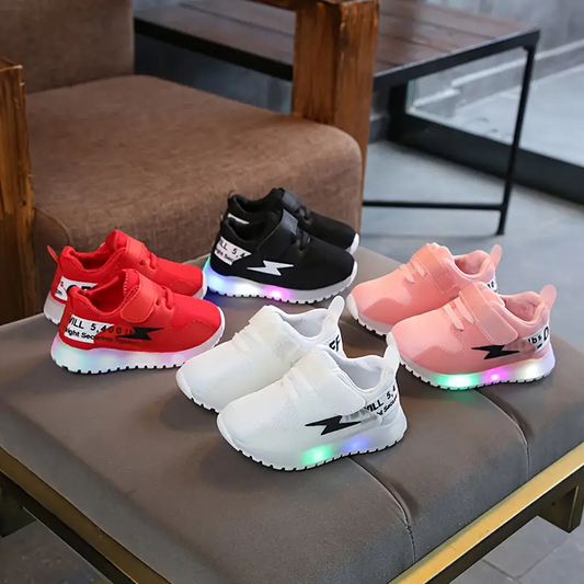LumoStep – LED-Kindersneaker mit rutschfester Sohle