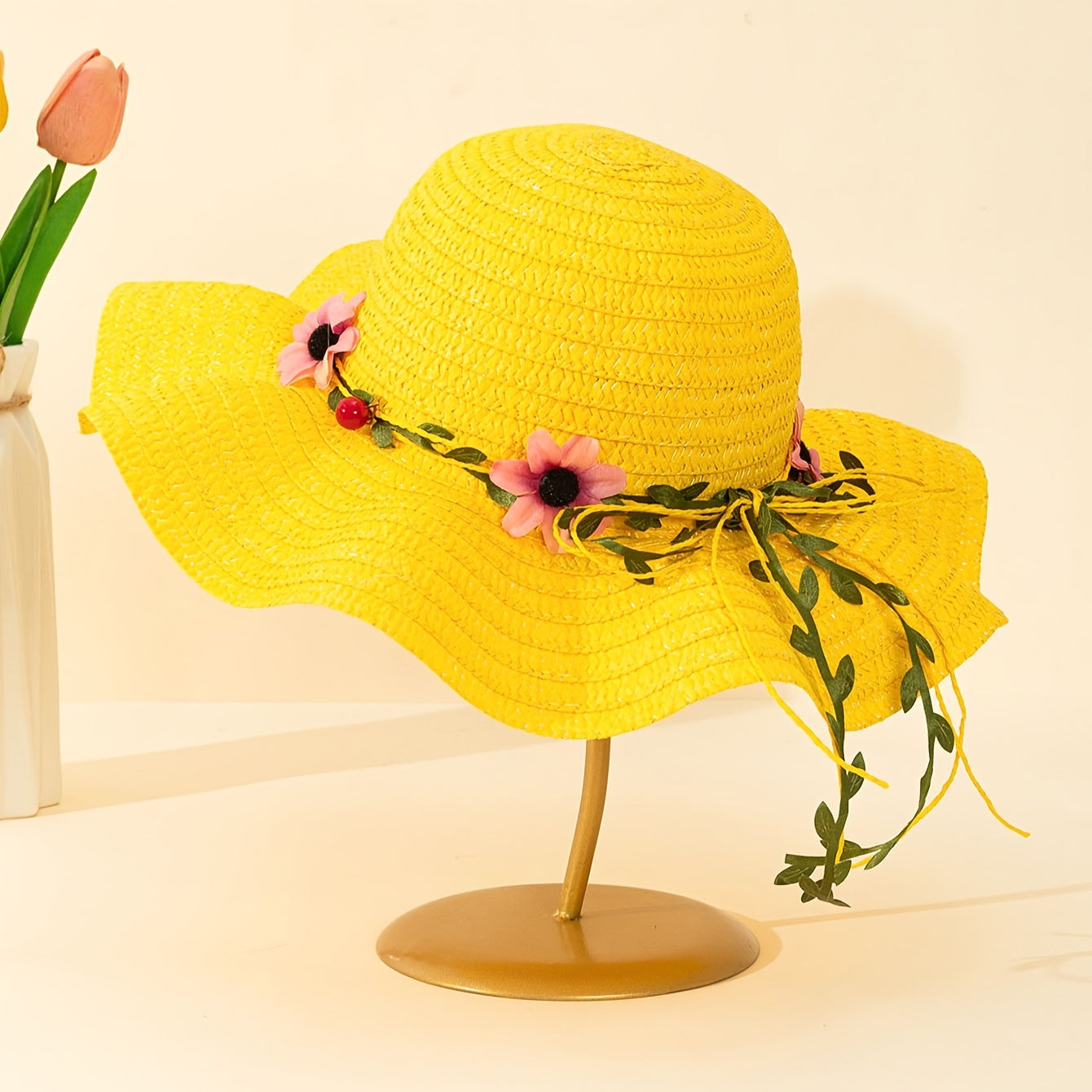 Damen-Sommerstrohhut mit Blumen- und Fruchtverzierung – Solène