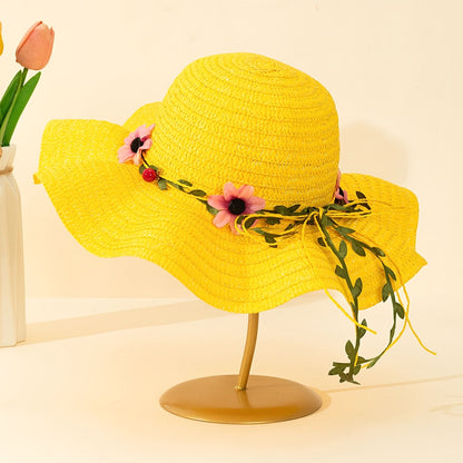 Damen-Sommerstrohhut mit Blumen- und Fruchtverzierung – Solène