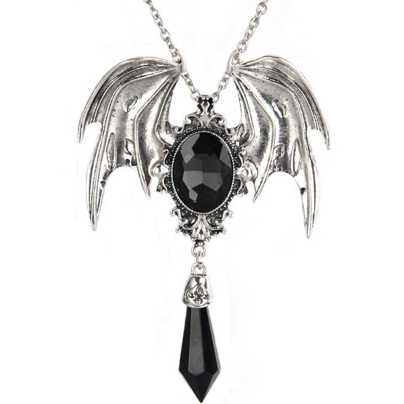 Silberne Fledermausflügel-Halskette mit schwarzem Kristallanhänger, gotischer Schmuck.