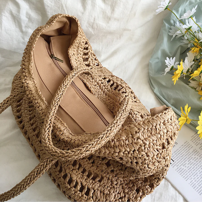Geflochtene Strohtasche, beige, mit Reißverschluss, ideal für Sommer, Strand, Damenmode.