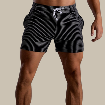 Schwarze gestreifte Herren-Badeshorts mit Kordelzug, bequem und stilvoll für den Sommer.