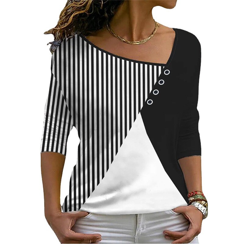 Damenbluse schwarz-weiß gestreift, asymmetrisch, 3/4-Ärmel, lässig, modisch.