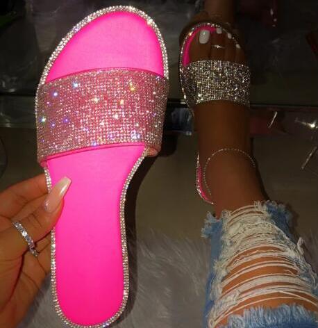Glitzernde rosa Damen-Sandalen mit Strass, modisch, bequem, Sommermode, Freizeitkleidung.