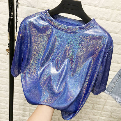 Blaues Glitzer-Glamour-Shirt, glänzend, kurzärmelig, modisch, Damenbekleidung.