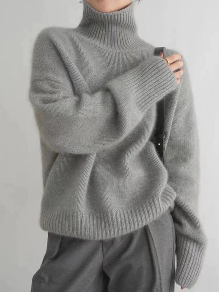 Grauer Damen-Kaschmirpullover, Rollkragen, Herbst Winter 2023, weiches Strickmaterial.